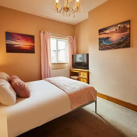 Host & - Cromwell House בית נופש *