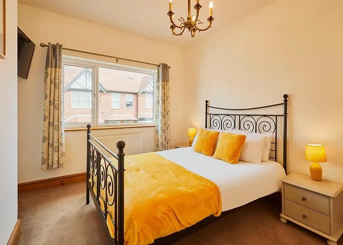 Сasa de vacaciones Host & - Cromwell House Filey